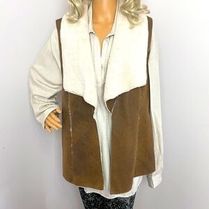 Bagatelle Vegan Leather Fleece-Lined Vest – Size Large